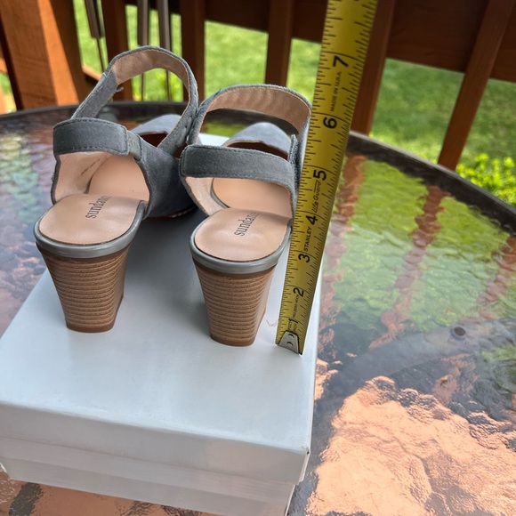 Sundance Eden Path Gray Suede Women's Shoes - Picture 5 of 6